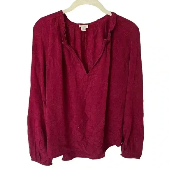 Hinge V-Neck Blouse size Small - Picture 1 of 5